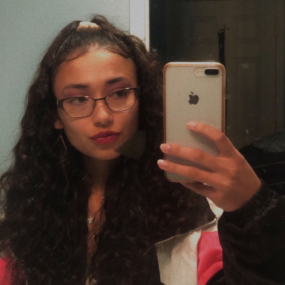 Meet your Posher, Sabrina